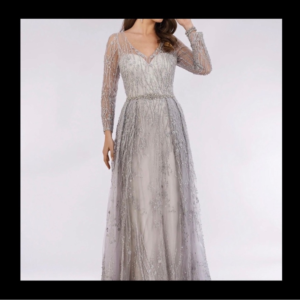Lara brand new silver-grey beaded tulle evening gown